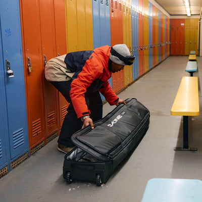 Dakine Low Roller Snowboard Bag 157 - Black Coated