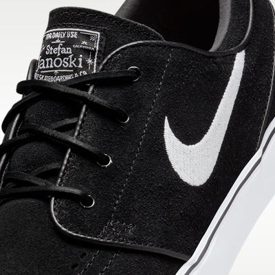 NIKE SB Zoom Janoski Shoe - Black/Black/White/White