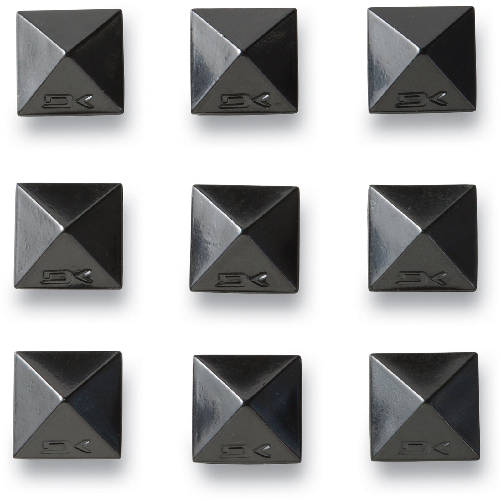 Dakine Pyramide Studs - Black