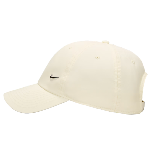 Nike Rise Structured Trucker Cap - Parachute Beige/Parachute Beige/White