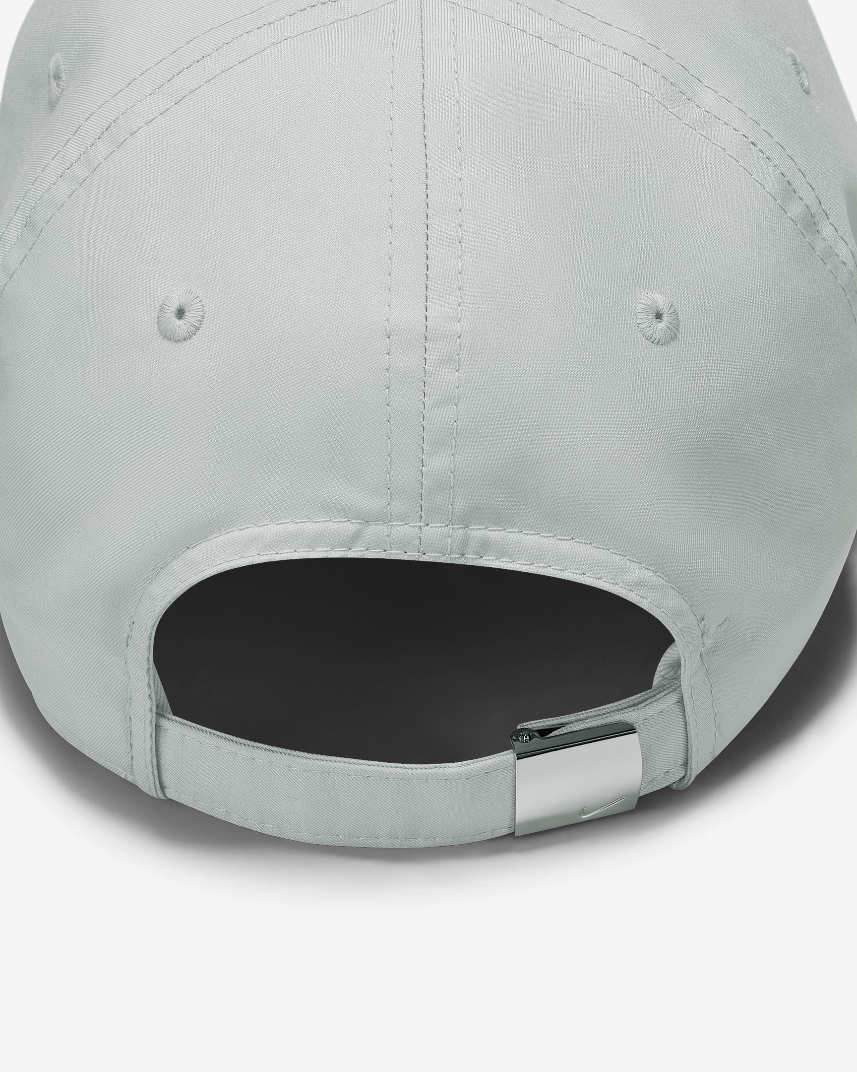 Nike Dri-Fit Club Unstructured Metal Swoosh running cap - Smoke Grey/Metallic Silver