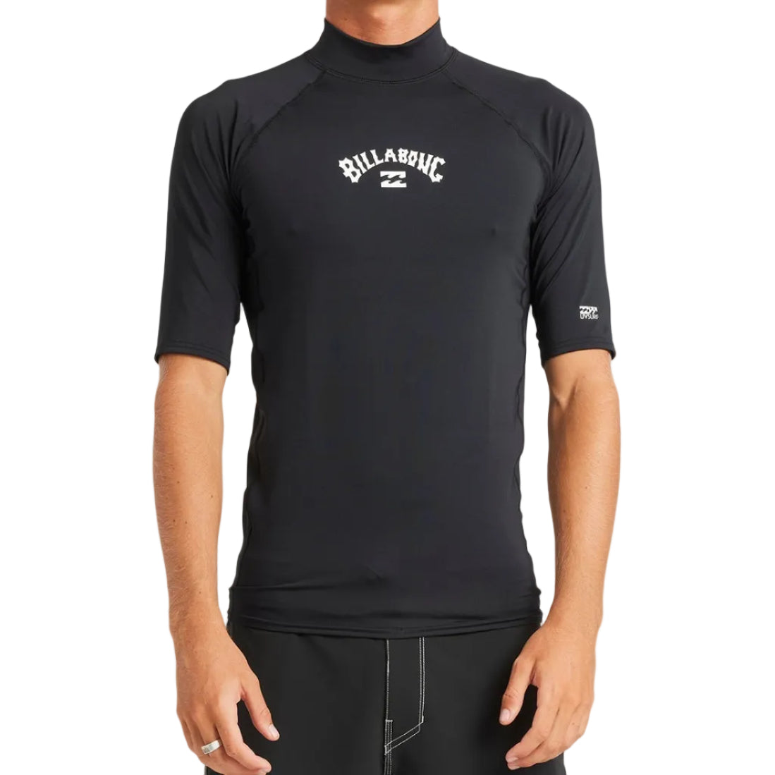 BILLABONG All Day Arch PF SS Rashshirt - Black